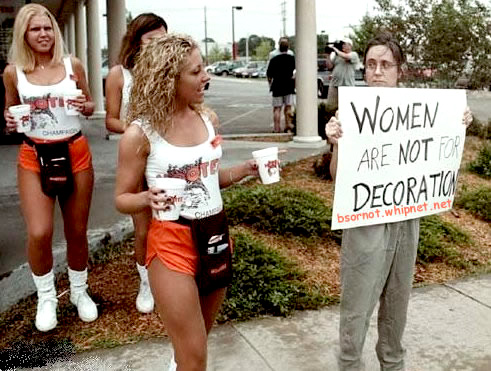 Hooters babes, women are not decoration