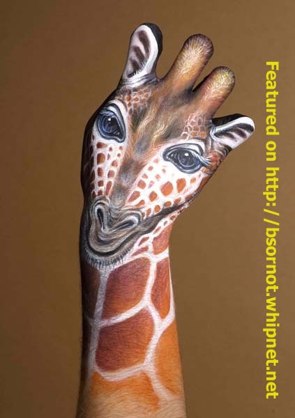 giraffe art, giraffe hand art, body paint